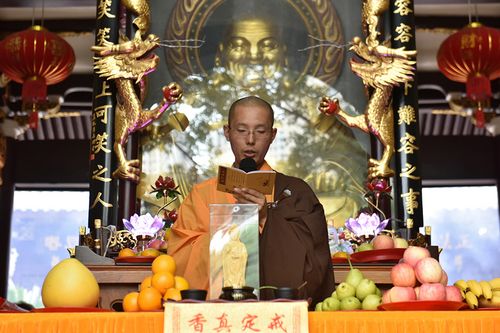 「放生仪轨」浙江温州妙果寺举行放生和传授三皈依五戒法会 「放生仪轨」浙江温州妙果寺举行放生和传授三皈依五戒法会