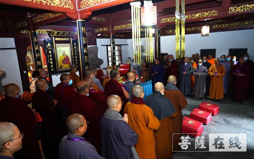 「佛教」第二届全国佛教院校“优秀教师”荣誉称号获得者参访天童禅寺 「佛教」第二届全国佛教院校“优秀教师”荣誉称号获得者参访天童禅寺