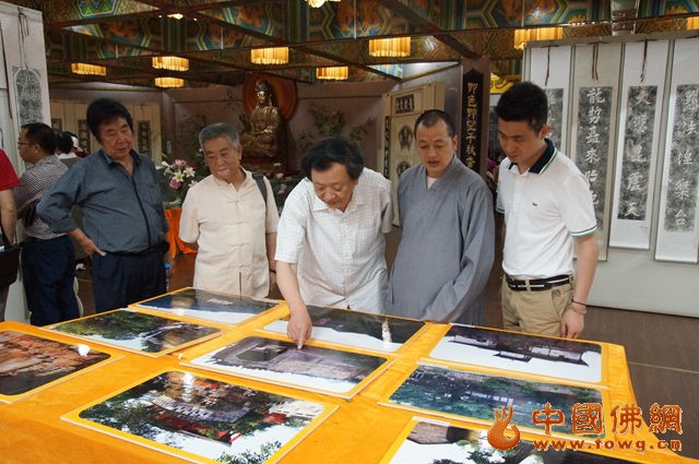 「佛教」重庆华岩寺展出175幅綦江古剑山佛教遗址拓片 「佛教」重庆华岩寺展出175幅綦江古剑山佛教遗址拓片