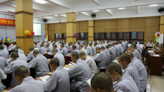 「世界读书日」广东尼众佛学院举行“沐浴书香，蕴育智慧” 世界读书日阅读活动