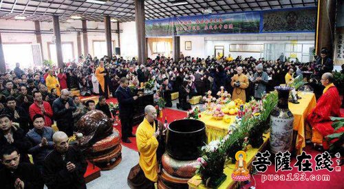 「佛教」学诚大和尚主法 千余人在法门寺皈依三宝受持五戒
