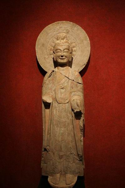 「佛教」窑藏国宝500多尊佛教造像从龙兴寺遗址出土