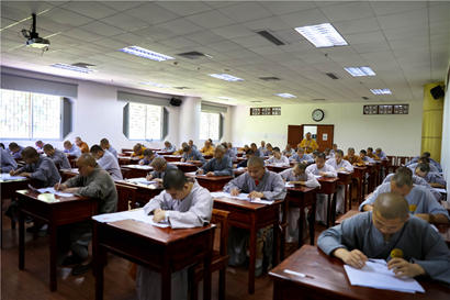 「学院」广东深圳本焕学院举行2016年本科入学考试