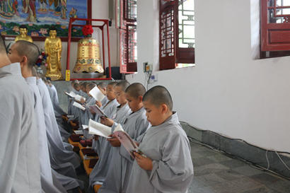「出家」哈尔滨极乐寺四百余位短期出家弟子传戒法会圆满