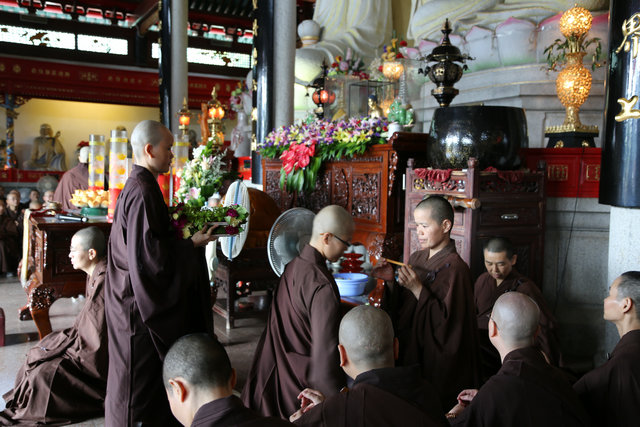 「陆丰」广东尼众佛学院陆丰定光寺举行受筹作法仪式
