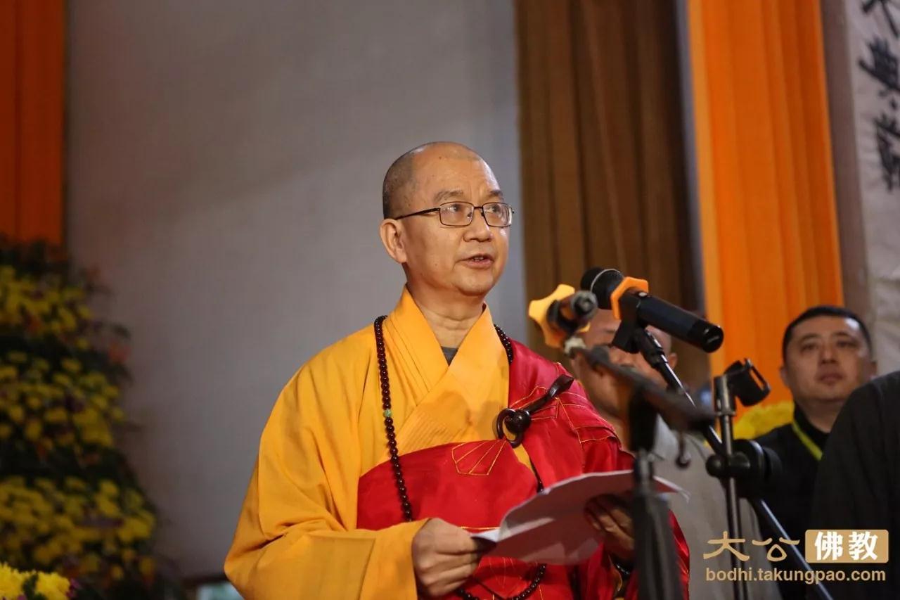 「佛教」感人肺腑 | 纯一法师泪送恩师一诚长老 《云间》动容全场念哭自己