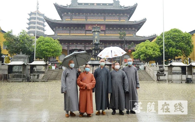 「佛教」常州市佛教协会会长廓尘大和尚赴大林禅寺推进安全专项整治与疫情防控工作 「佛教」常州市佛教协会会长廓尘大和尚赴大林禅寺推进安全专项整治与疫情防控工作