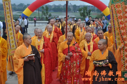 「佛教」资兴市寿佛寺演明大和尚升座庆典法会 「佛教」资兴市寿佛寺演明大和尚升座庆典法会