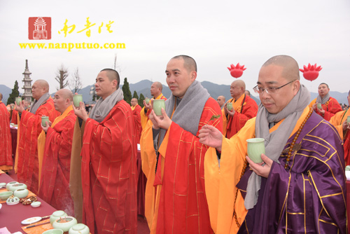 「观音」湖南沩山密印寺隆重举行千手千眼观音圣像开光盛典 「观音」湖南沩山密印寺隆重举行千手千眼观音圣像开光盛典