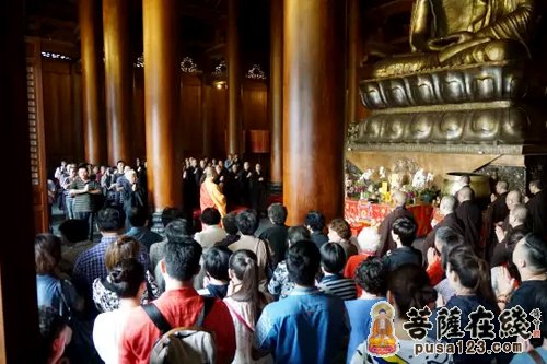 「佛教」上海静安寺为沉船遇难者举行“头七”超度法会
