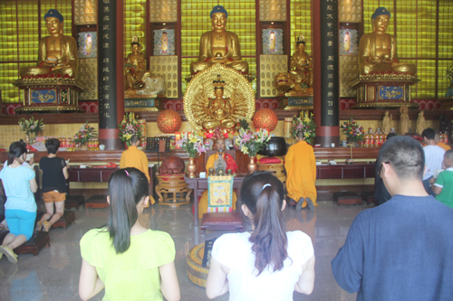 「观音」福建厦门石室禅院、梵天禅寺举行观音成道日拜千佛祈福吉祥法会