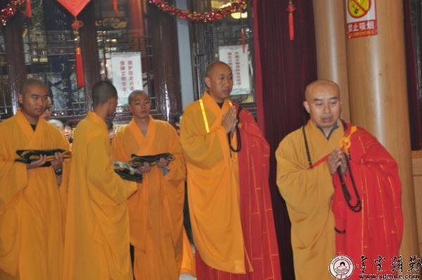 「佛教」浙江宁波佛教居士林举行三皈五戒皈依法会
