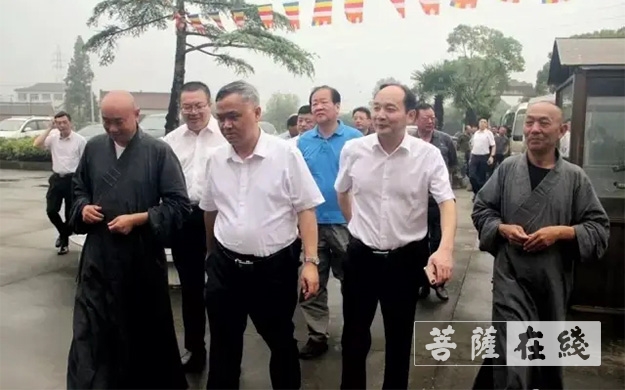 「时政」海安市委副书记张浩一行赴报本禅寺开展调研工作 「时政」海安市委副书记张浩一行赴报本禅寺开展调研工作
