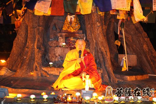 「蓝毗尼」尼泊尔中华寺在蓝毗尼圣园隆重举行传灯法会
