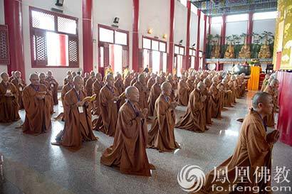 「佛教」百岁高僧百岁戒 开福禅寺男众部三坛大戒传戒圆满