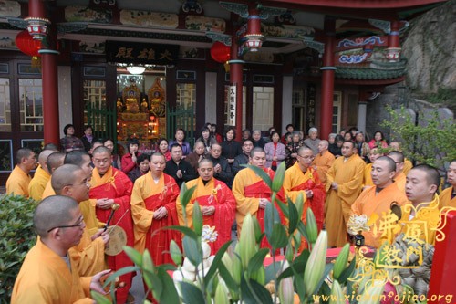 「瑜伽焰口」日光岩寺梁皇宝忏法会施放圆满瑜伽焰口