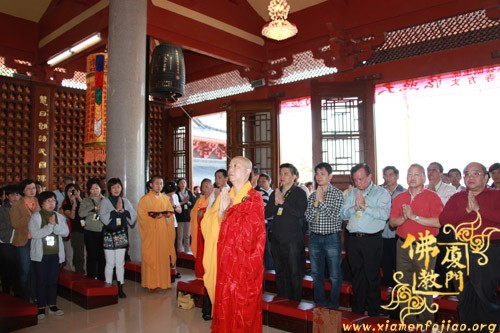 「佛教」新加坡佛教总会副主席法照大和尚一行在太平岩寺举行斋僧植福法会