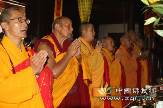 「佛教」大理凤仪法藏寺隆重举行大雄宝殿佛像开光庆典法会