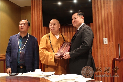「佛教」印顺大和尚率中佛协代表团一行参访澳洲 促进中澳两国佛教文化交流