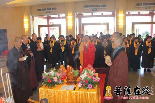 「普陀山」中国佛学院普陀山学院第五届弥陀法会 缅怀妙善老和尚示寂十六载
