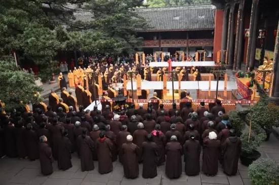 「唐僧」四川成都文殊院举行2016年玄奘大师舍利瞻仰法会