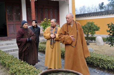 「佛教」浙江普陀山道慈会长一行赴宝陀讲寺等寺庵慰问 「佛教」浙江普陀山道慈会长一行赴宝陀讲寺等寺庵慰问