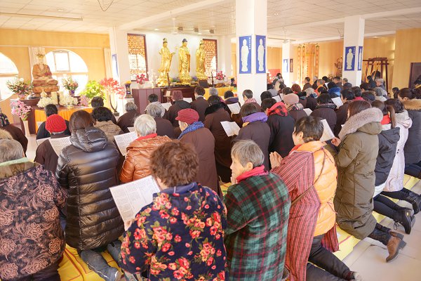 「新年」三学净苑农历年末最后一次佛七圆满,开应法师为大众做新年开示 「新年」三学净苑农历年末最后一次佛七圆满,开应法师为大众做新年开示
