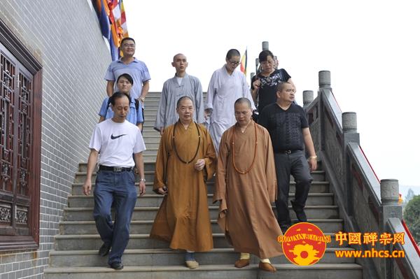 「佛教」加拿大佛教会会长达义法师参访广东南华禅寺