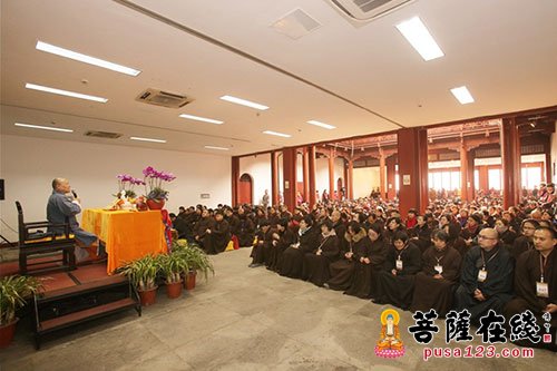 「灵隐寺」新年伊始 杭州灵隐寺举行居士诵经贺新春活动