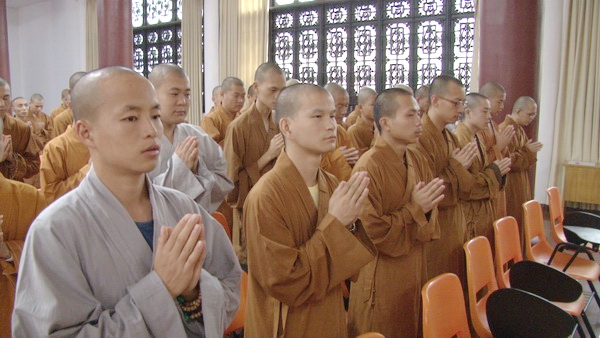 「佛教」广东南华禅寺曹溪佛学院举行2013年秋季开学典礼