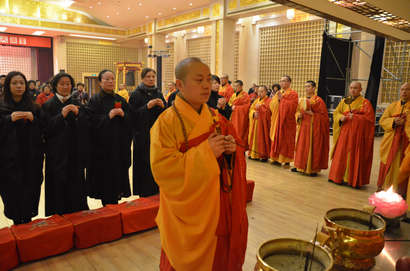 「佛教」上海玉佛禅寺举行2014年谢太岁吉祥大法会