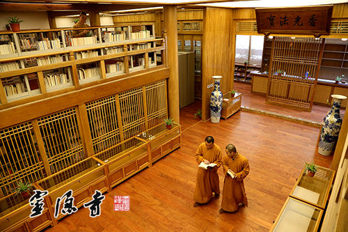 「灵隐寺」灵隐寺恢复“灵隐书藏”开放云林图书馆