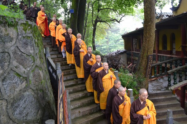 「佛教」湖南东山古寺隆重举行万缘法会熏坛洒净仪式 「佛教」湖南东山古寺隆重举行万缘法会熏坛洒净仪式