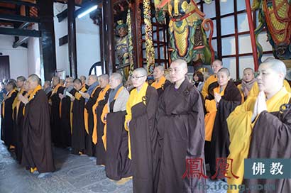 「华岩寺」恭迎观音菩萨圣诞　重庆华岩寺法师领众诵经祈福