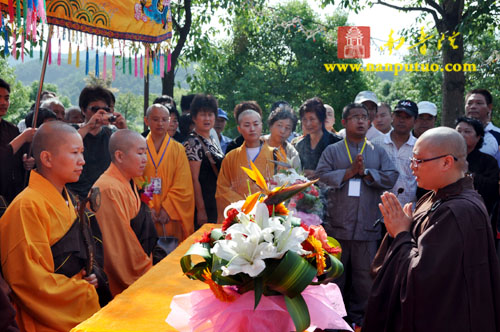 「佛教」妙明法师荣膺宁波霞屿禅寺住持晋院庆典隆重举行
