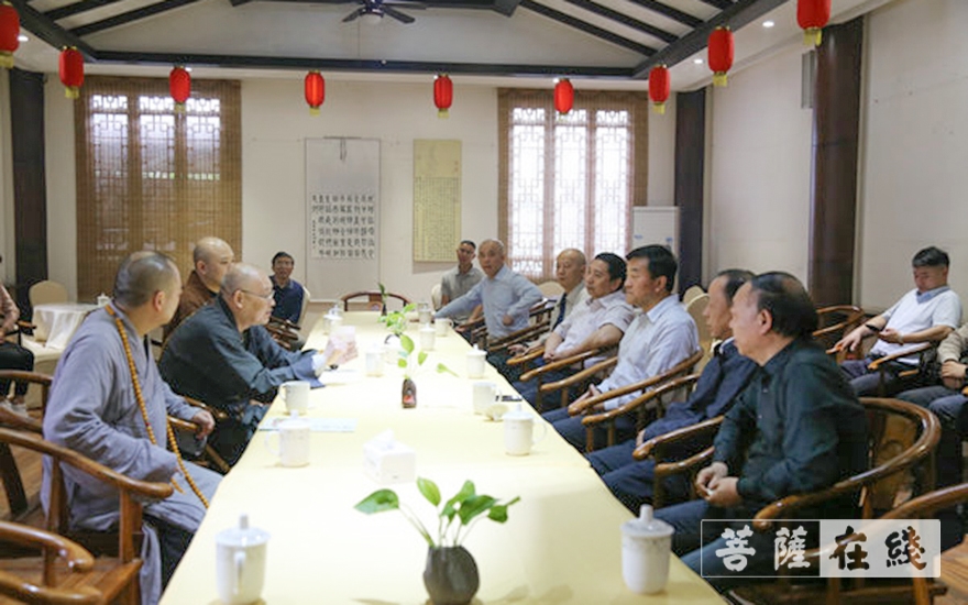 「李民」湖南省政协副主席李民前往湖南佛学院进行“加强湖南省宗教人才培养”调研 「李民」湖南省政协副主席李民前往湖南佛学院进行“加强湖南省宗教人才培养”调研