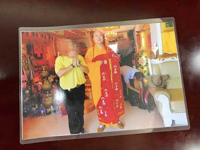 「法律」抱错佛脚：红通逃犯遭假和尚诈骗两千万