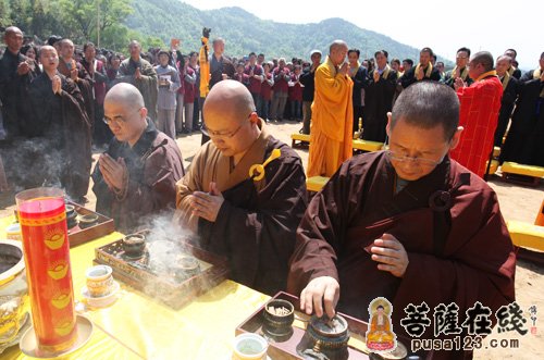 「佛教」净慧长老示寂周年追思法会暨舍利塔奠基在湖北四祖寺举行