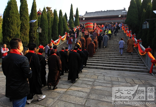 「佛教」黄梅四祖寺隆重举行明基法师升座庆典