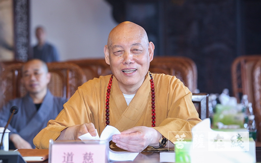 「佛教」舟山市委副书记徐张艳调研普陀山宗教工作