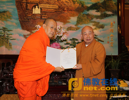 「佛教」泰佛协会长帕·唐玛斯提那优长老一行拜访中佛协