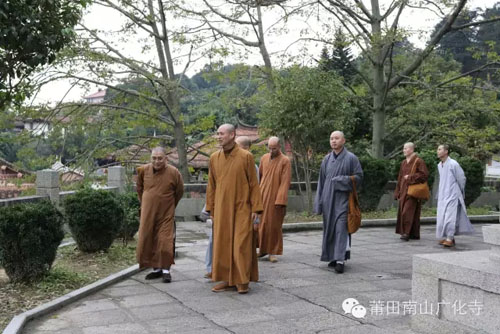 「佛教」闽南佛学院静安法师一行到福建佛学院参访交流