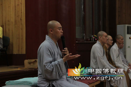 「佛教」河北柏林寺“生活禅夏令营”营前，道智法师教授仪轨