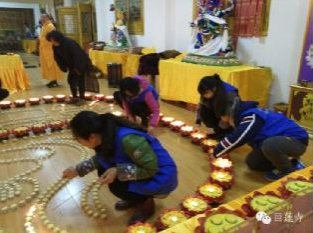 「平安」湖北大冶目莲寺举行供灯祈福法会——为祈台湾高雄地震灾区众生平安