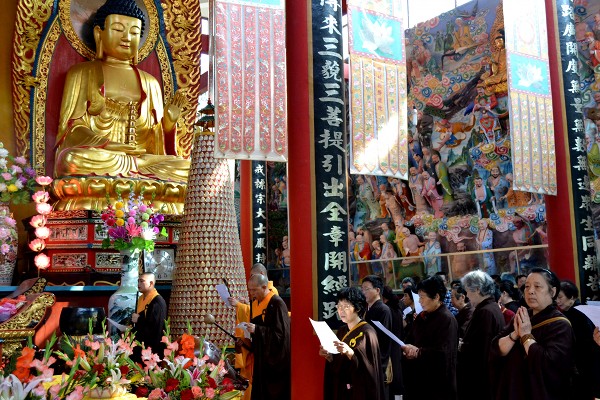 「佛教」四月初八日,湖南东山古寺举行浴佛法会 「佛教」四月初八日,湖南东山古寺举行浴佛法会