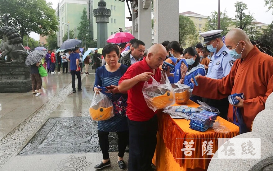 「宁国」上海宁国禅寺恢复开放首日 各项活动安全有序开展 「宁国」上海宁国禅寺恢复开放首日 各项活动安全有序开展