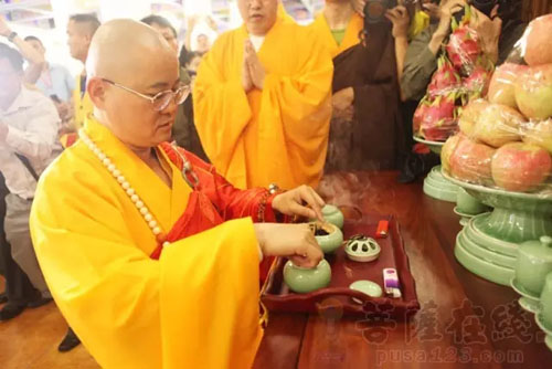 「佛教」贵州贵阳大兴国寺中兴第一代方丈心照法师升座仪式举行