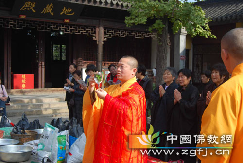 「佛教」江苏无锡惠山寺举行大型放生活动