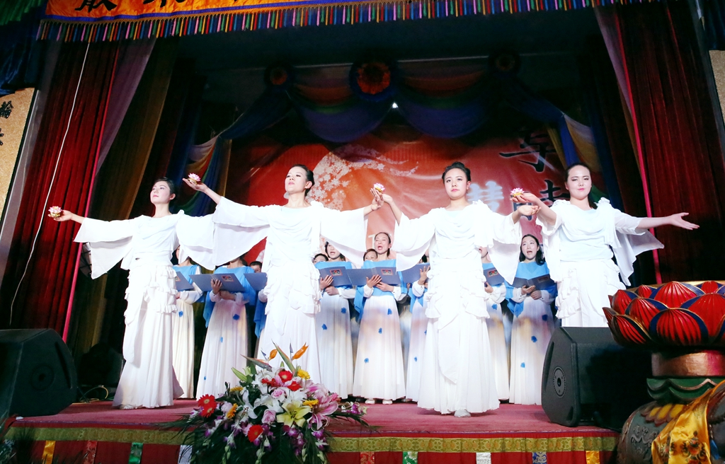 「慧日禅寺」2015年慧日禅寺春节晚会 佛光照大千 吉祥满乾坤 「慧日禅寺」2015年慧日禅寺春节晚会 佛光照大千 吉祥满乾坤