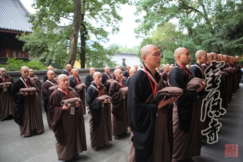 「佛教」浙江灵隐寺三坛大戒法会第二十天:供十师斋、演登坛仪、忏摩通宵
